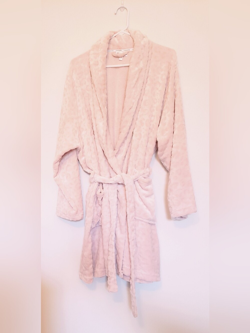 Women's L/XL Plush Light Pink Bathrobe